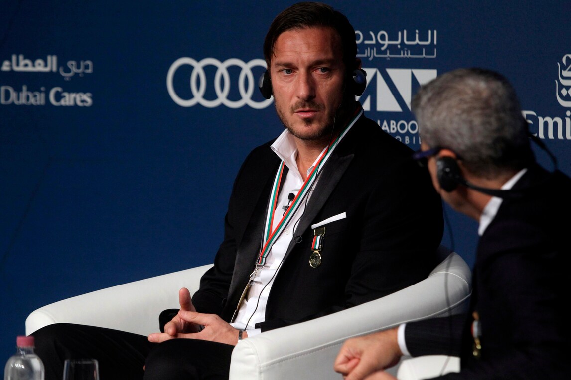 Serie A Roma, Totti: «Non penso di fare l'allenatore»