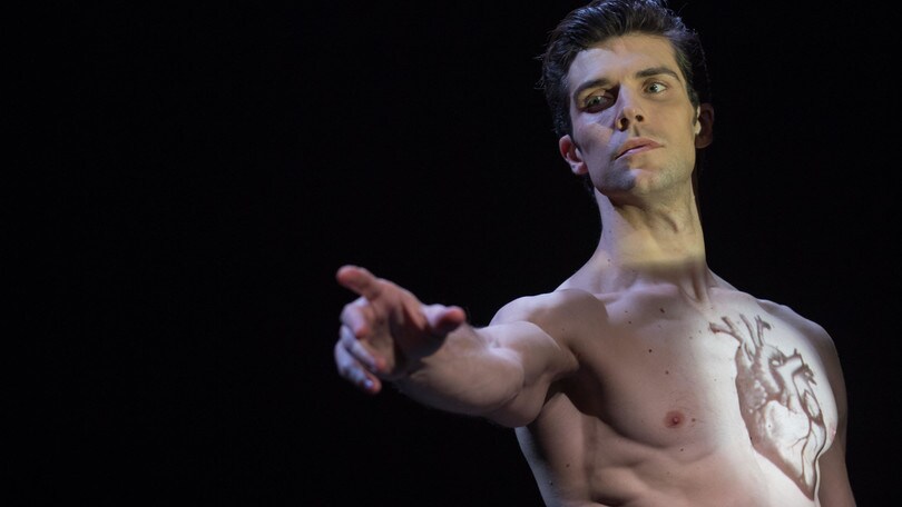 Al Teatro Regio arriva Roberto Bolle