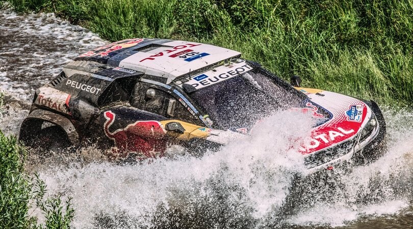 Dakar 2018: un testa a testa da 9 mila km tra Peugeot e Mini