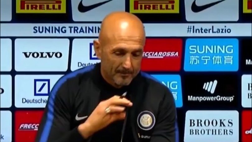 Spalletti dubbioso: "Buongiorno o buonasera?"