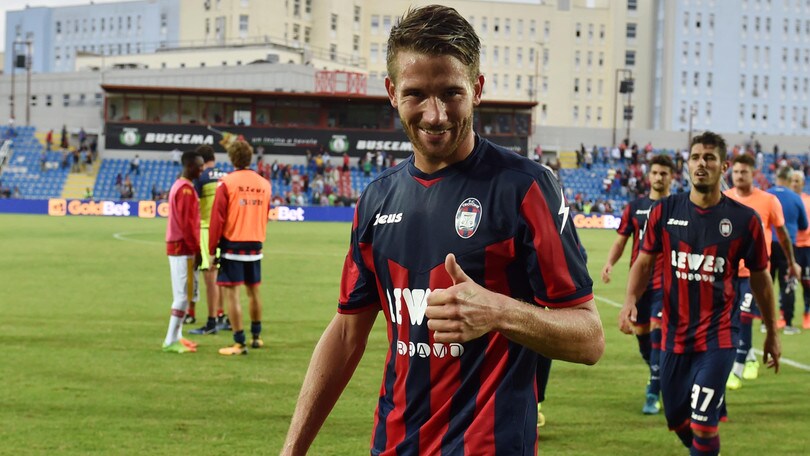 Serie A Crotone, Rohden: «Non vediamo l'ora di affrontare il Milan»