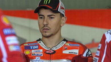 MotoGp Ducati, Lorenzo: «Con sanzioni più severe non sarebbe successo nulla tra Marquez e Rossi»
