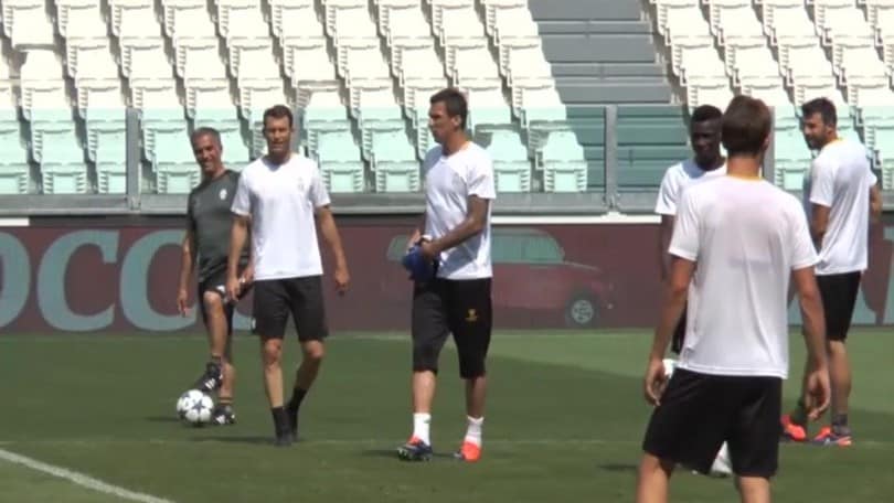 Juventus-Emre Can: il giocatore non si sbilancia