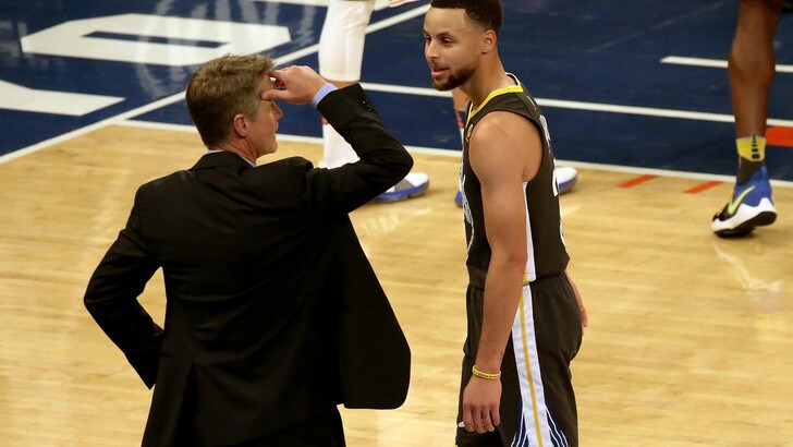 Curry asfalta i Rockets, Golden State si porta sul 2-1