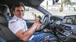 Bmw M5: in pista con la nuova super berlina di Zanardi