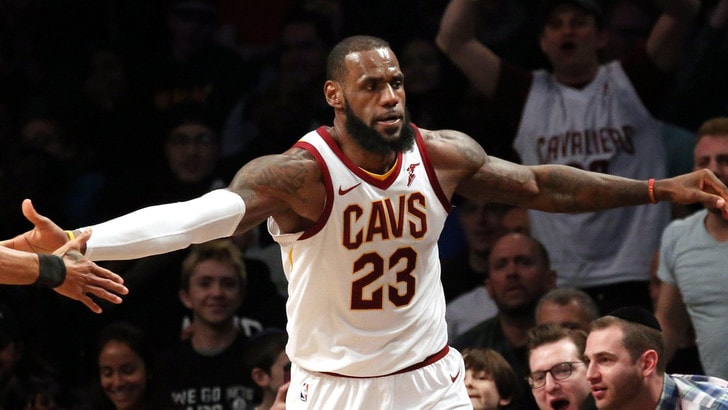 LeBron travolge Boston, Cleveland pareggia la serie