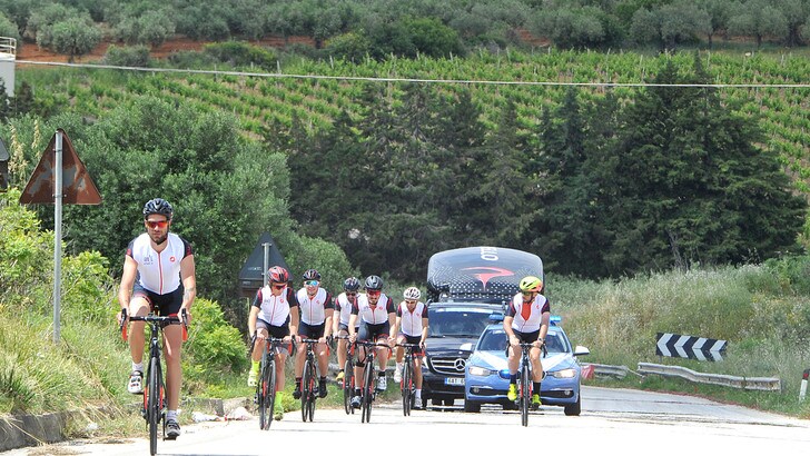 Giro d'Italia, motociclista in coma farmacologico dopo intervento