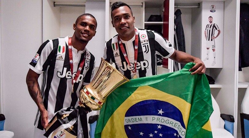 Mondiali 2018, convocati Brasile: fuori Alex Sandro, c'è Douglas Costa