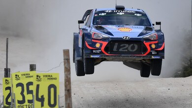 Rally del Portogallo, Thierry Neuville vince e conquista la vetta della classifica