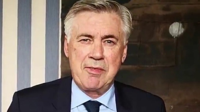 Napoli, il messaggio di Ancelotti in 4 lingue