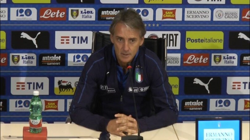 Mancini su Balotelli: "Fiducia in lui"