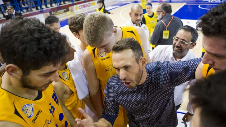 Serie A2, Ceccarelli lascia Montegranaro