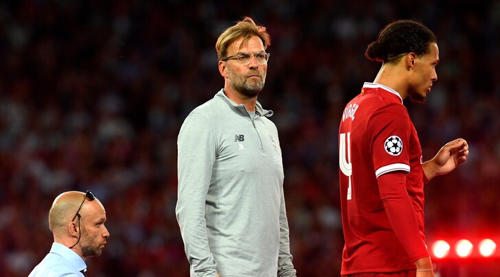 Liverpool, Klopp: «L'infortunio di Salah è serio, Mondiale a rischio»