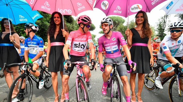 Giro d'Italia, troppe buche a Roma: corsa accorciata
