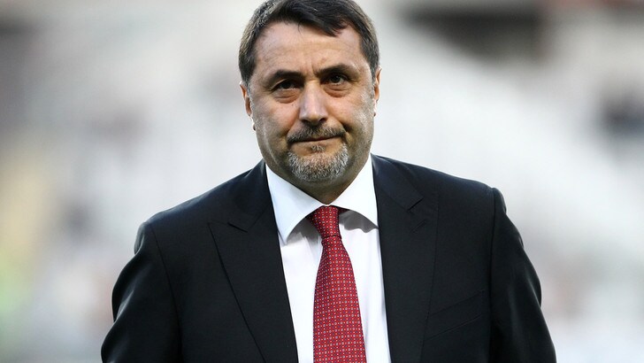 Calciomercato Milan, Mirabelli: «Andrè SIlva-Falcao? Scambio improbabile»