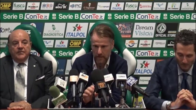 Avellino: il nuovo tecnico Marcolini si presenta