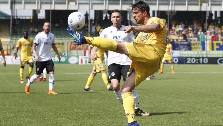 Calciomercato Cagliari, ufficiale la cessione di Krajnc al Frosinone