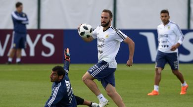 Juventus, Sarri insiste su Higuain al Chelsea