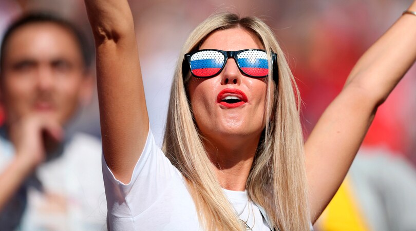 Mondiali 2018, Spagna-Russia: la sfida si fa sexy sugli spalti