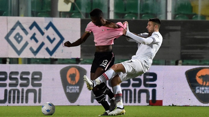Calciomercato Bari, Greco alla Cremonese a titolo definitivo