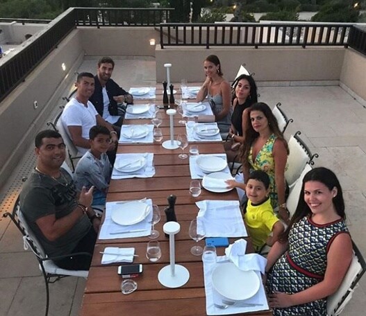 Cristiano Ronaldo, le coccole di Georgina prima della Juventus