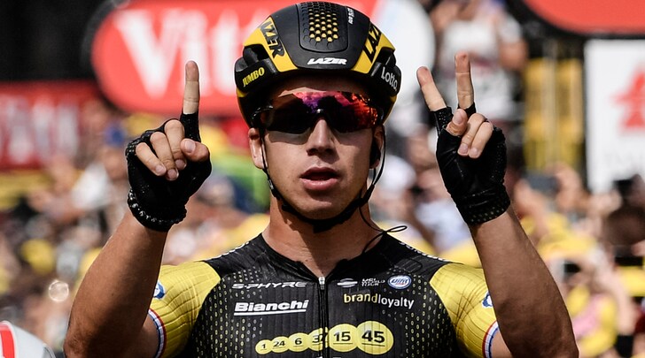 Tour, bis Groenewegen. Van Avermaet sempre in giallo