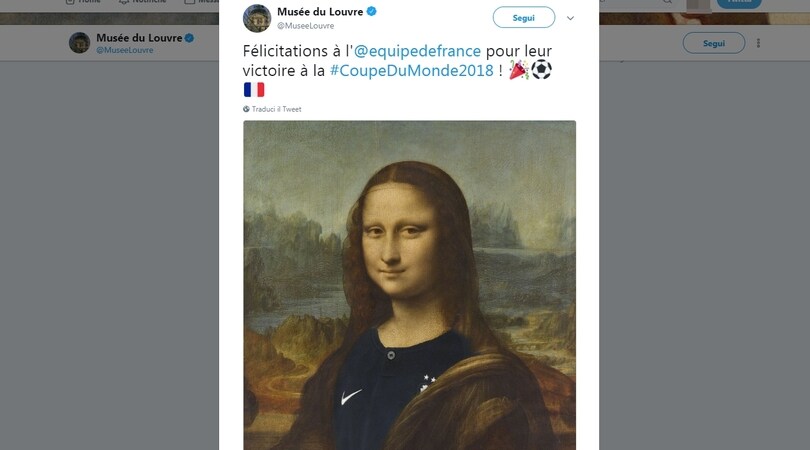 Il Louvre veste la Gioconda con la maglia francese. Tifosi italiani scatenati