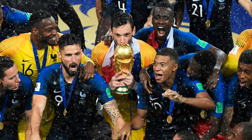 Francia campione del mondo: che show la premiazione!
