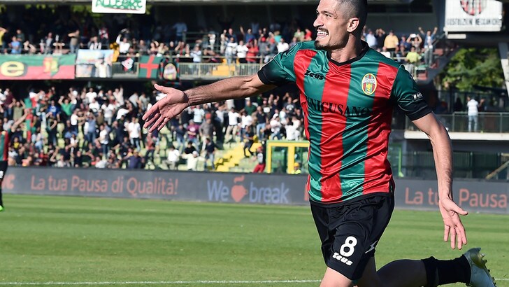 Calciomercato Cosenza, ufficiale: dalla Ternana arriva lo svincolato Varone