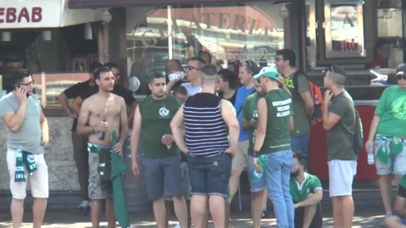 Avellino, la protesta dei tifosi davanti al Coni