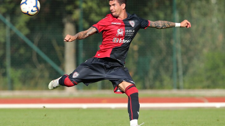 Calciomercato Cagliari, ufficiale: Farias rinnova fino al 2021