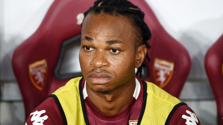 Calciomercato, Parma-Torino: si tratta la cessione di Obi