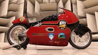 Il mito di Burt Munro rivive in sella alla Indian