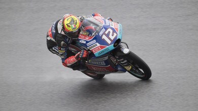 Moto3 Austria, Bezzecchi è super davanti a Bastianini