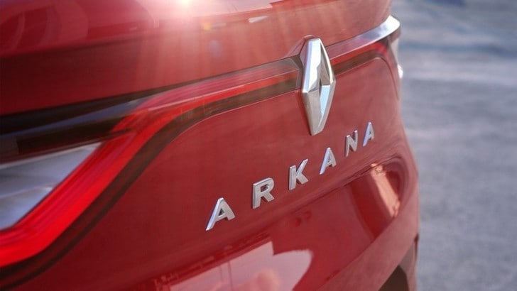 Renault Arkana, arriva il nuovo crossover