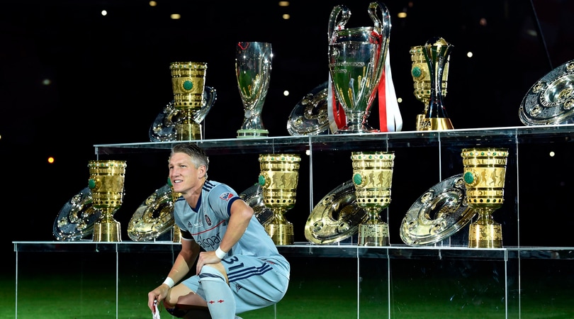 Schweinsteiger, addio al calcio: il tributo emozionante del Bayern