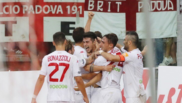 Calciomercato Padova, rinnovo fino al 2020 per Chinellato