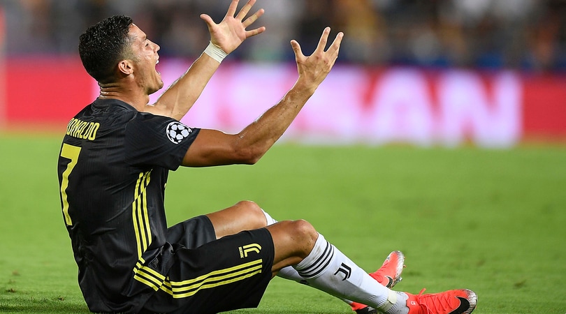 Valencia-Juventus, Ronaldo in lacrime dopo l'espulsione