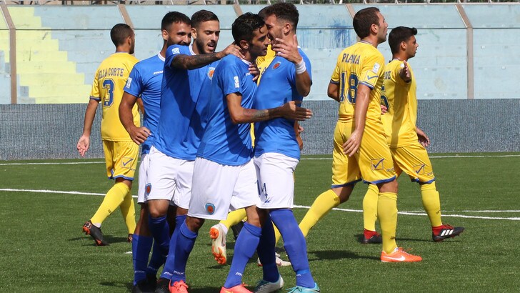 Calciomercato Siracusa, tesserato l'ex Livorno Franco