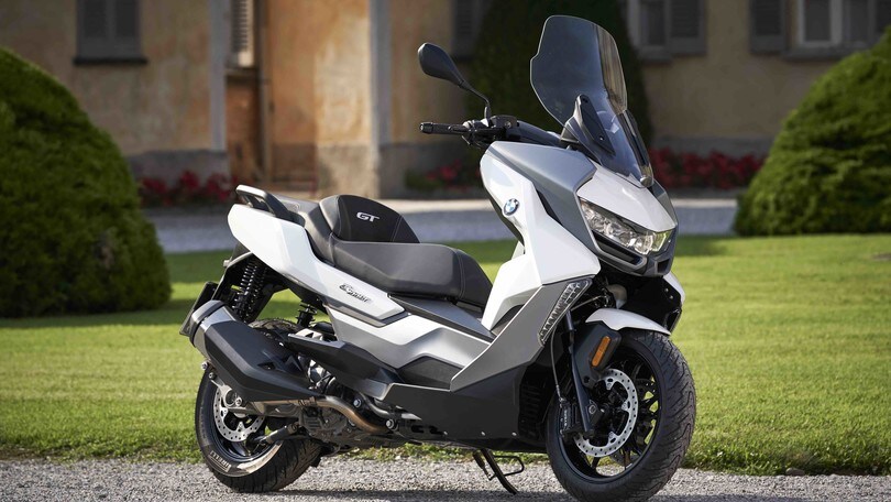 Nuovo BMW C 400 GT: le FOTO