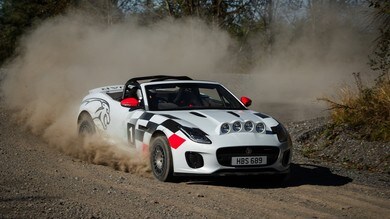 F-Type Convertibile Rally, la Jaguar che non ti aspetti