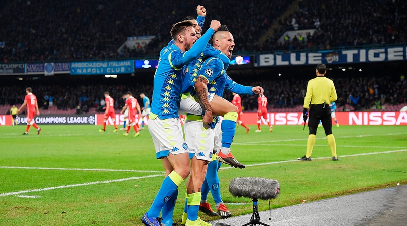 Napoli-Stella Rossa 3-1: Mertens show