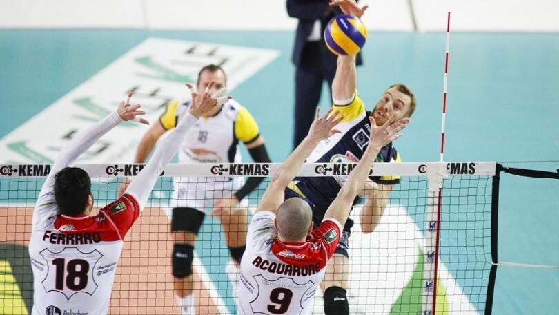 Volley: A2 Maschile, Girone Bianco, Spoleto vince la battaglia di Santa Croce
