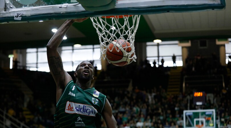 Serie A, Avellino supera Sassari 86-78