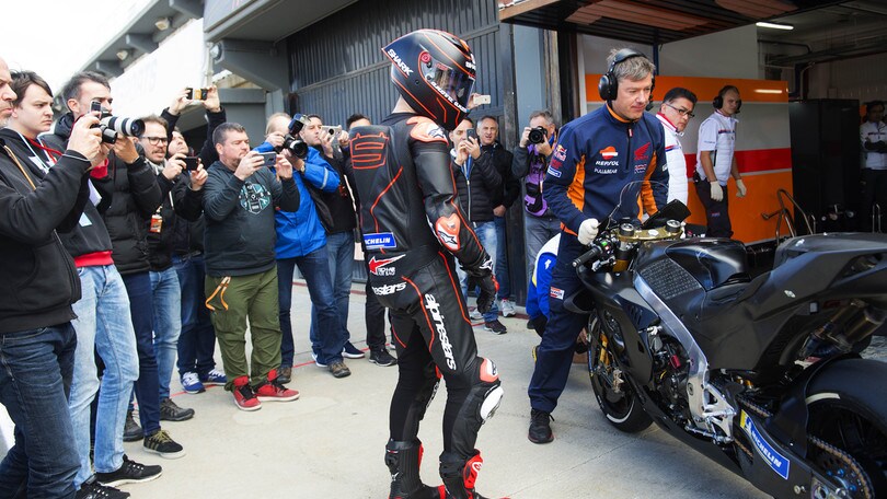 MotoGp, Lorenzo: «Mi piacerebbe guidare ancora una F1»