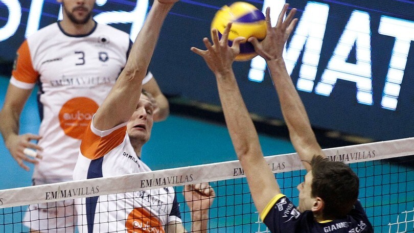 Volley: Superlega, Perugia e Trento vincono in trasferta, la Lube ok con Padova, Modena perde un punto