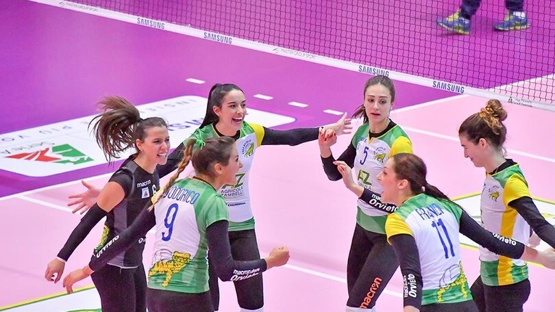 Volley: A2 Femminile, Orvieto batte Pinerolo in quattro set
