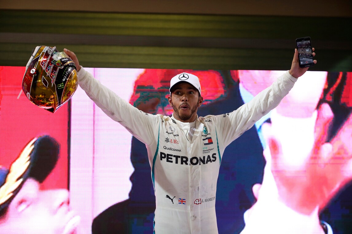 F1, Hamilton: «Record vittorie? Anche se accadesse, Schumi resta il più grande»