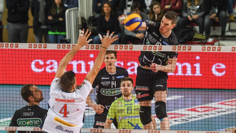 Volley: Superlega, Perugia soffre con Verona, Modena e Civitanova ok