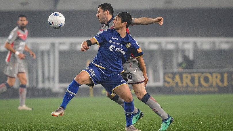 Serie B, Verona-Crotone 1-1: a Pettinari risponde Di Carmine